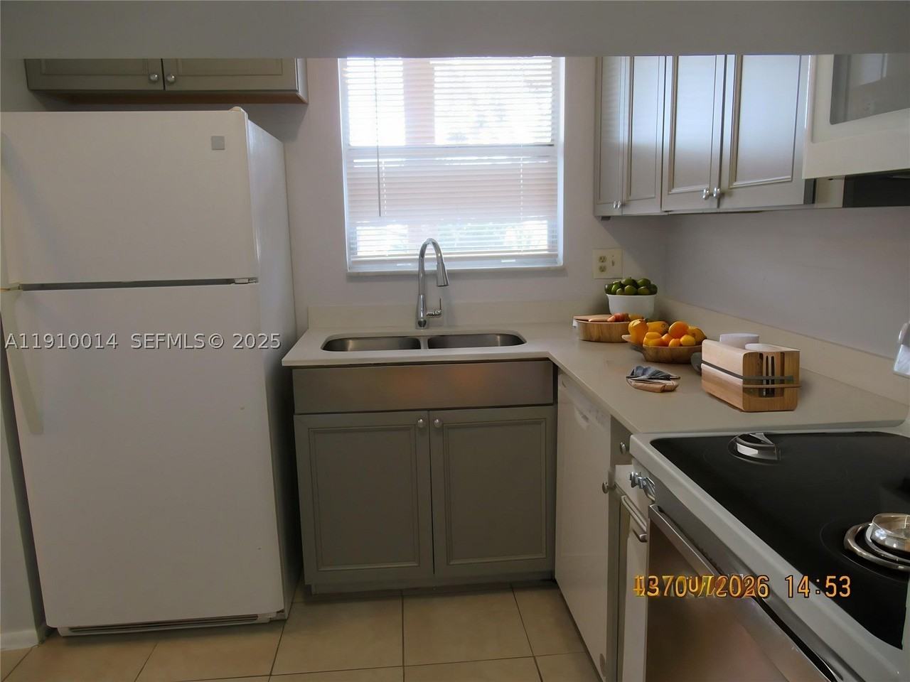 8400 Sunrise Lakes Blvd #106 - Photo 4 of 13