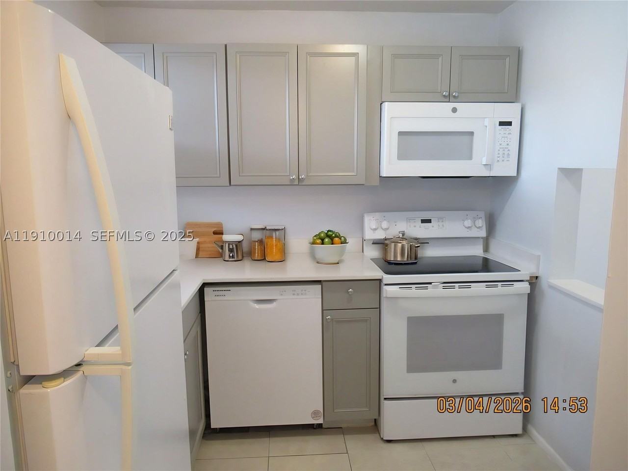 8400 Sunrise Lakes Blvd #106 - Photo 5 of 13