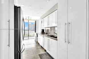 3000 Island Blvd #903 - Photo 1 of 1