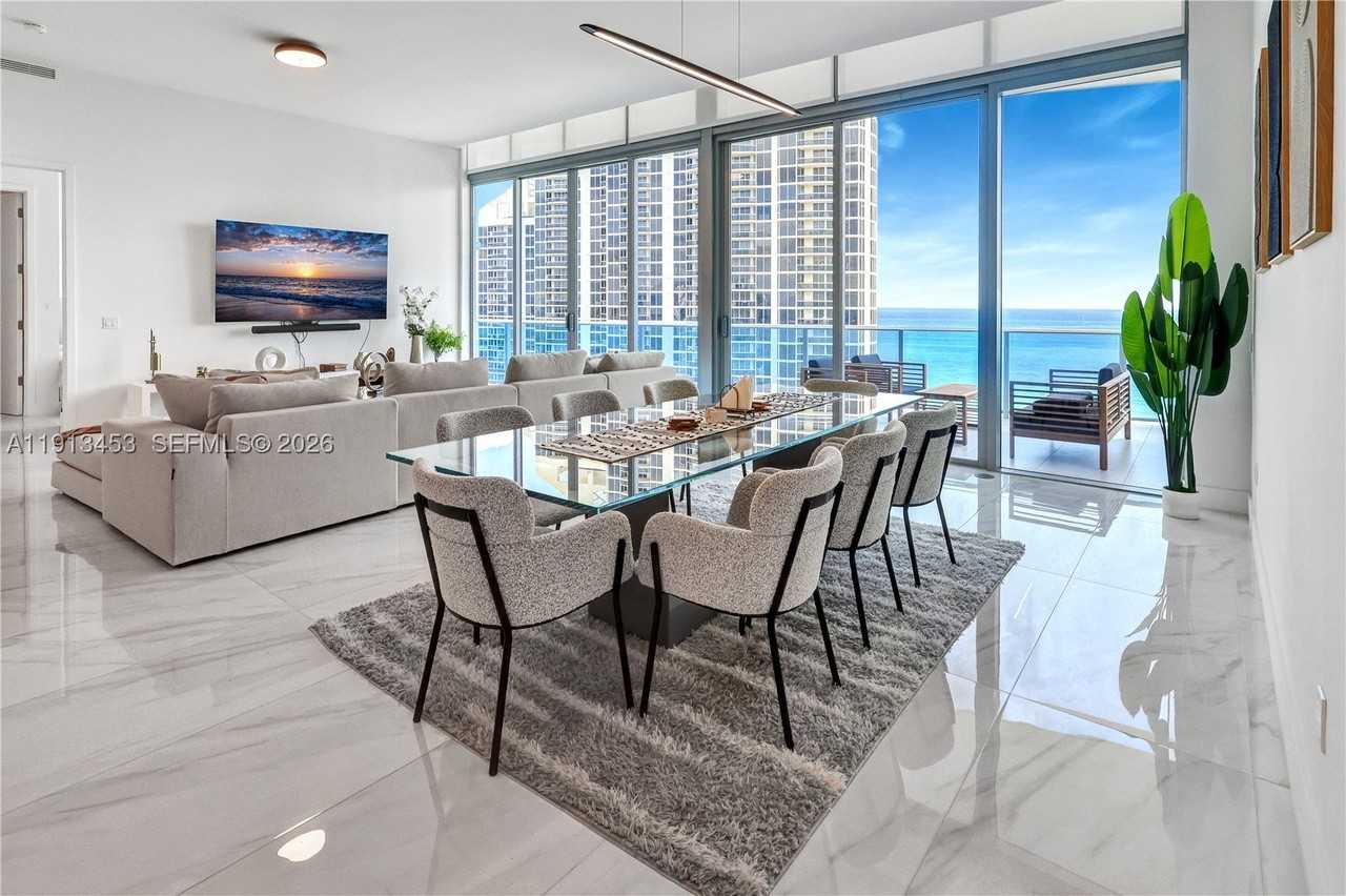 17550 Collins Ave #PH2
