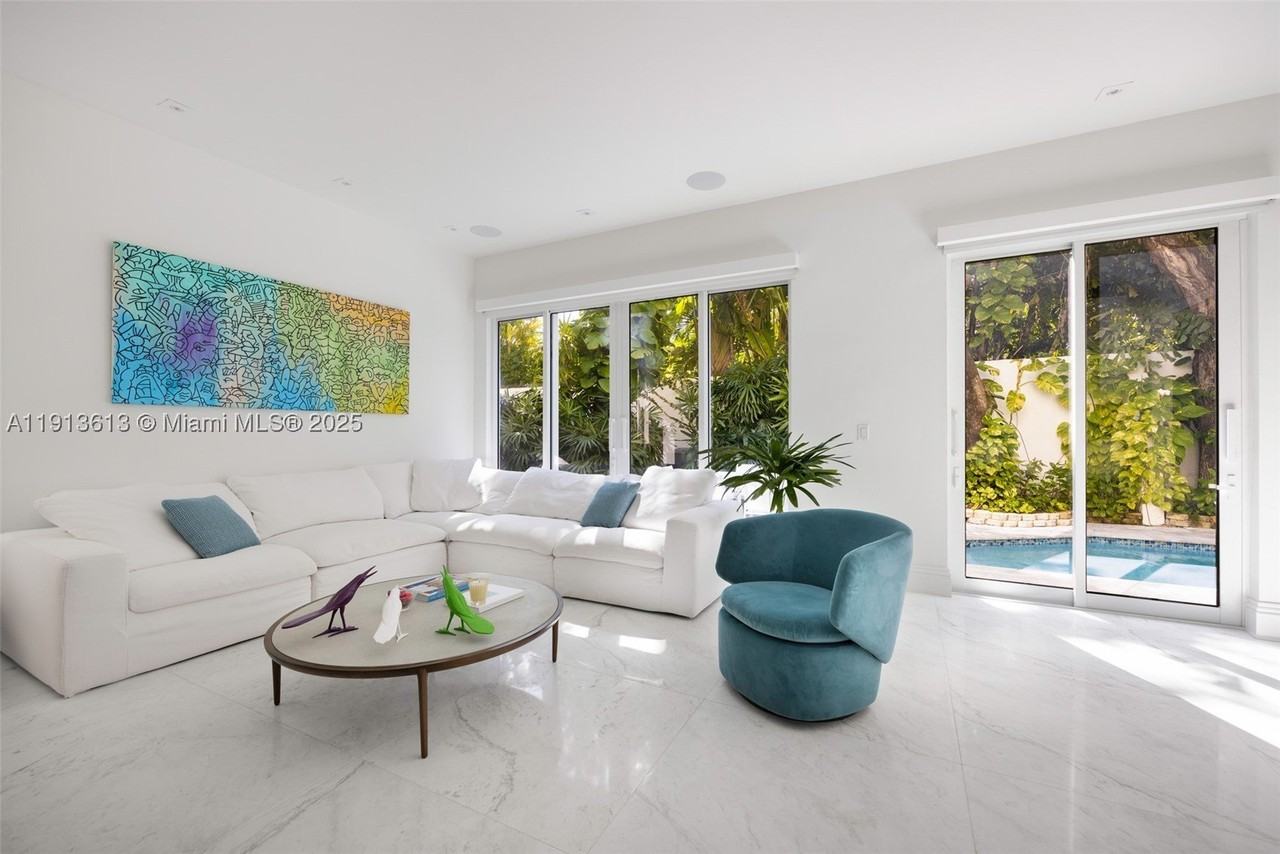 2760 Brickell Ct #2760 - Photo 2 of 24
