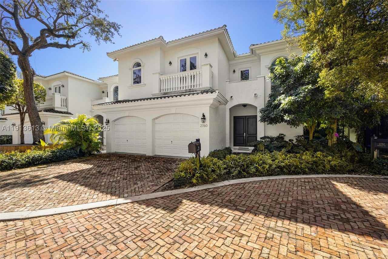 2760 Brickell Ct #2760 - Photo 4 of 24