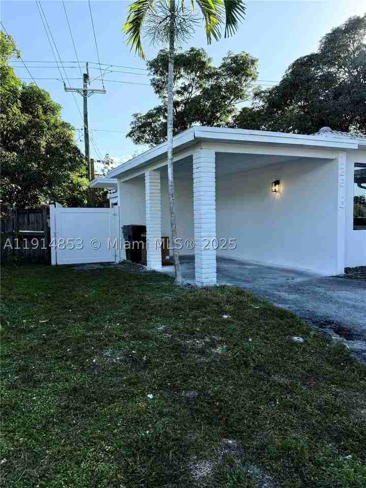 12615 N Miami Ave #12615 - Photo 5 of 48