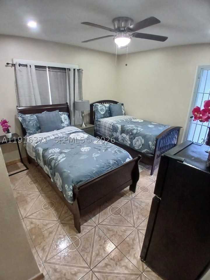 26636 Sw 126th Ave - Photo 5 of 18