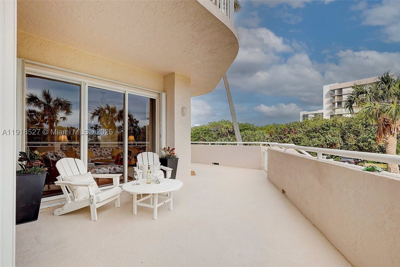 5051 N Highway A1a #6 - Photo 5 of 50