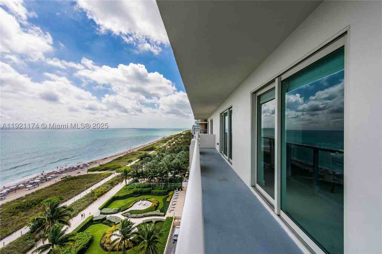9499 Collins Ave #PH02 - Photo 4 of 19