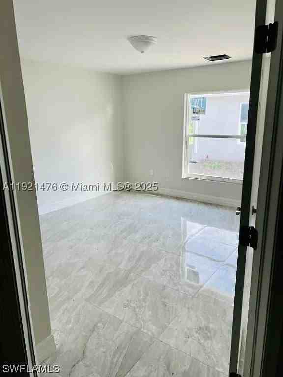 354 Bell Blvd S #356 - Photo 5 of 11