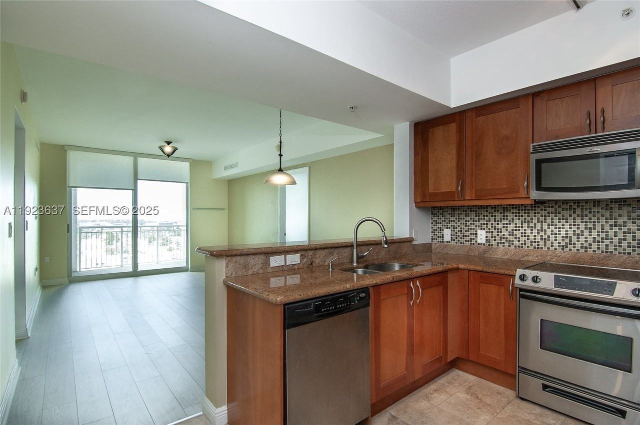 1745 E Hallandale Beach Blvd #1508W