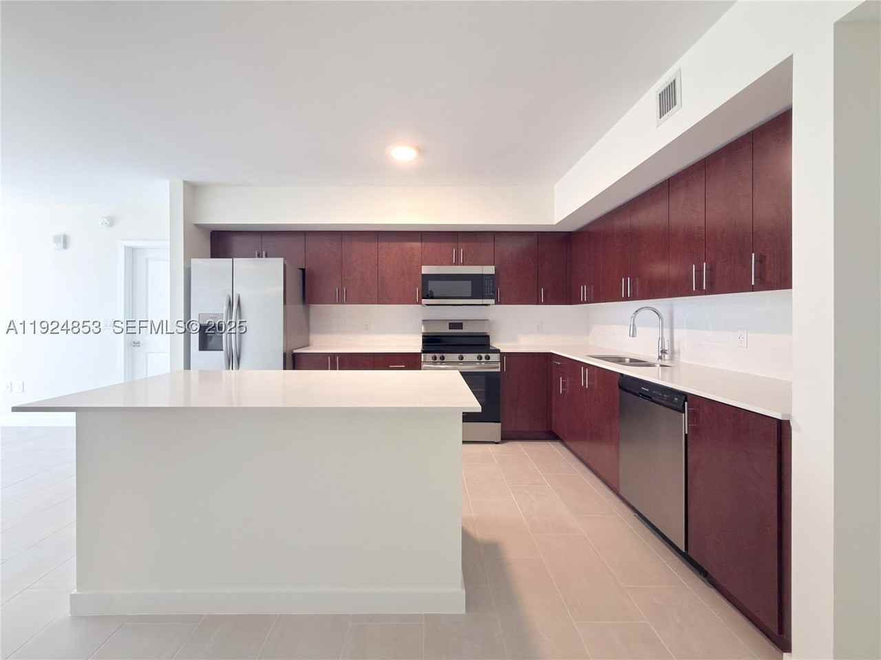 11239 Nw 4th Ter #C1-2