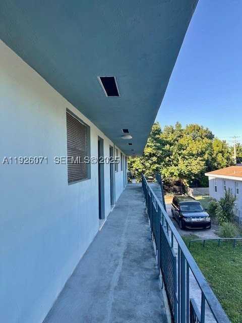 129 Ne 80th Ter #6 - Photo 2 of 10