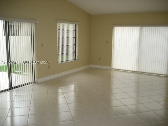 9044 Sw 112th Ct - Photo 3 of 19