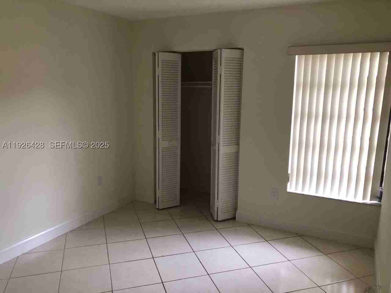 9044 Sw 112th Ct - Photo 7 of 19