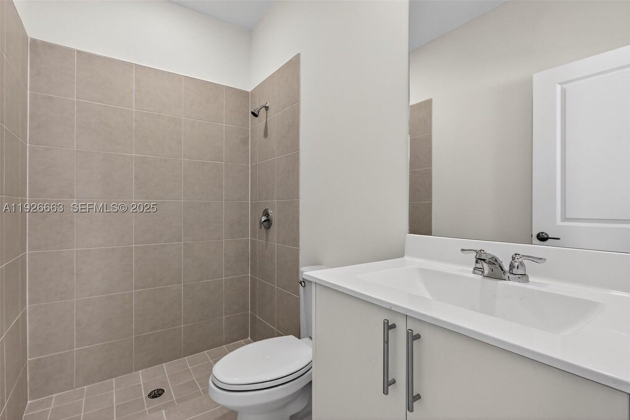 13885 Sw 261st Ter #13835 - Photo 7 of 45