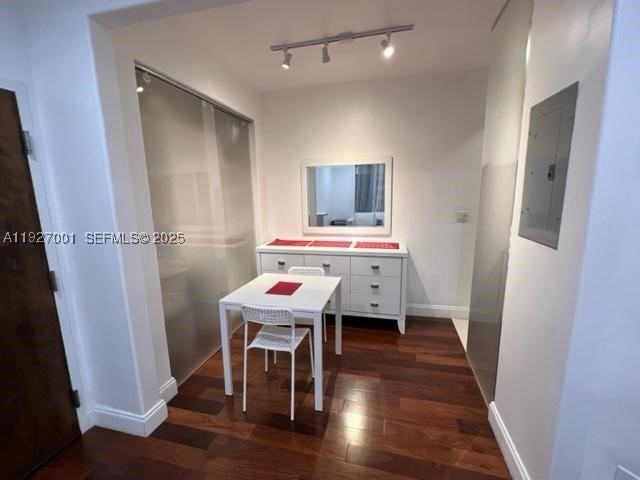 526 15th St #2 - Photo 4 of 11