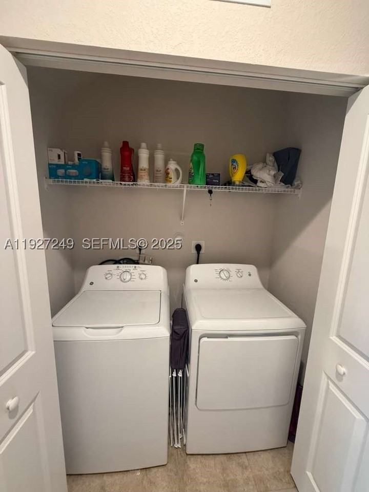 1037 Nw 5th St #1037 - Photo 5 of 13