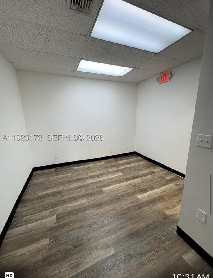 2001 N Dixie Hwy #4 - Photo 6 of 8