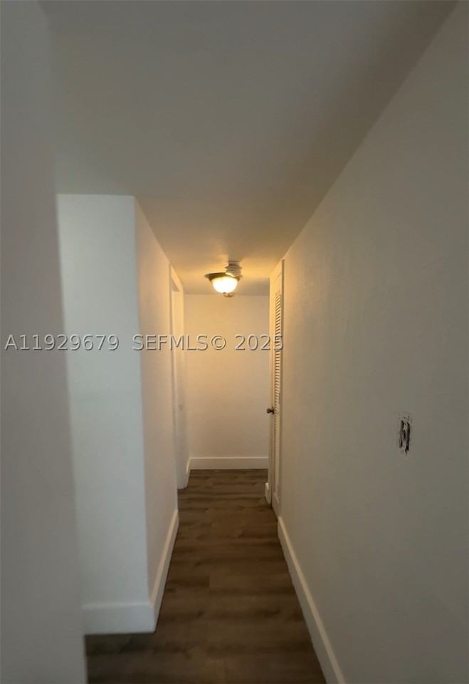 1895 Venice Park Dr #A18 - Photo 6 of 11