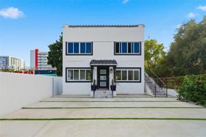 featured image of 1590 Nw 38th St #1