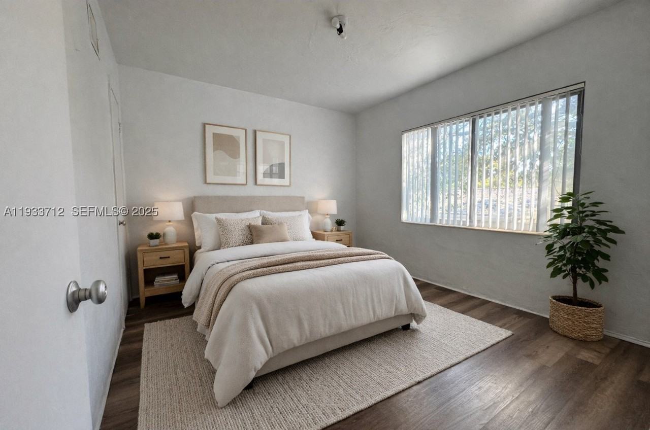 251 Hibiscus Dr #4 - Photo 4 of 19