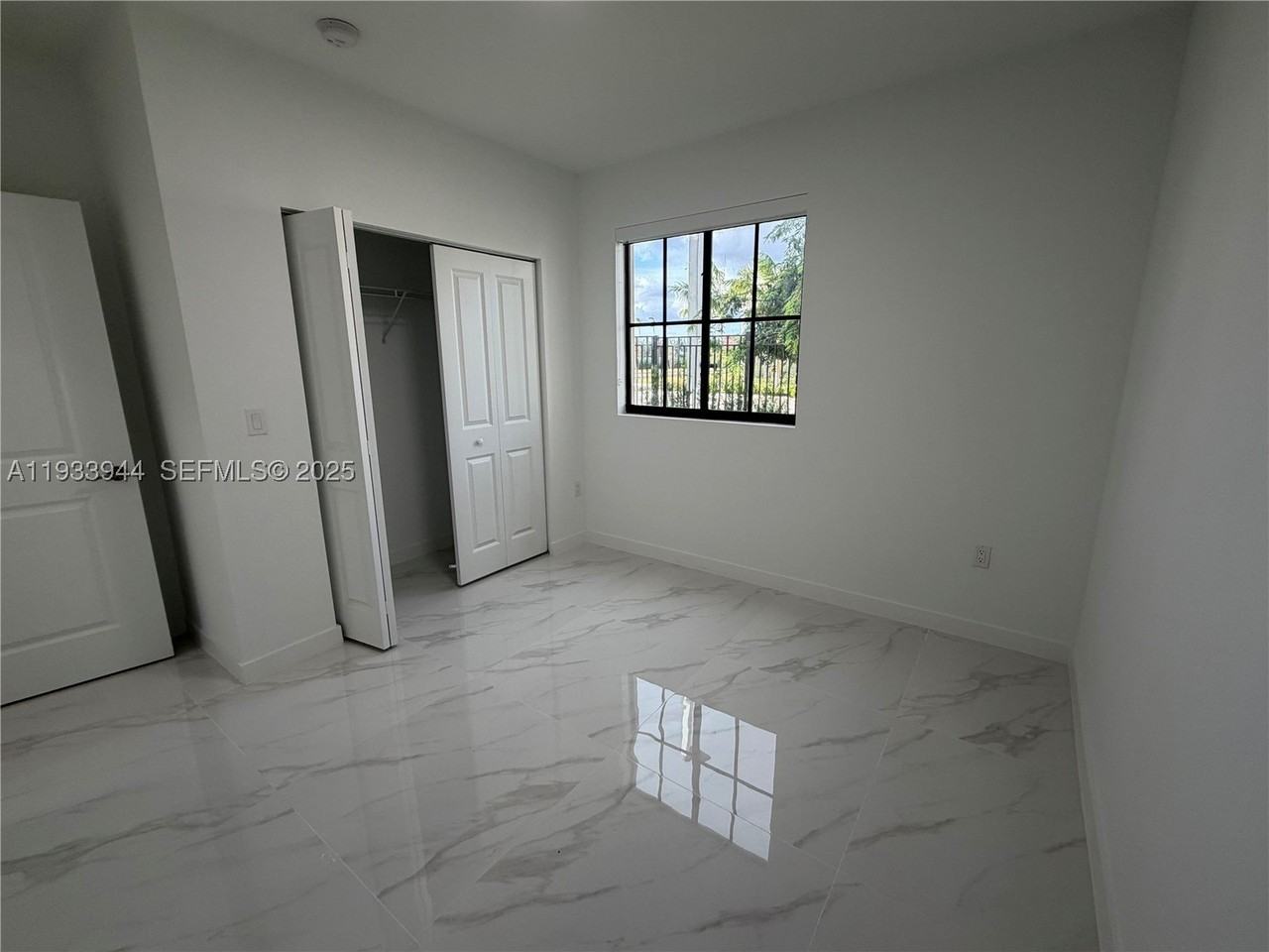 2306 E 4th Ave #303 - Photo 7 of 13