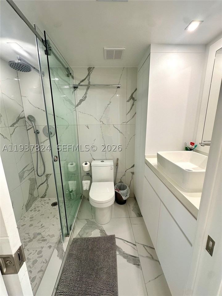 2457 Collins Ave #408 - Photo 4 of 13