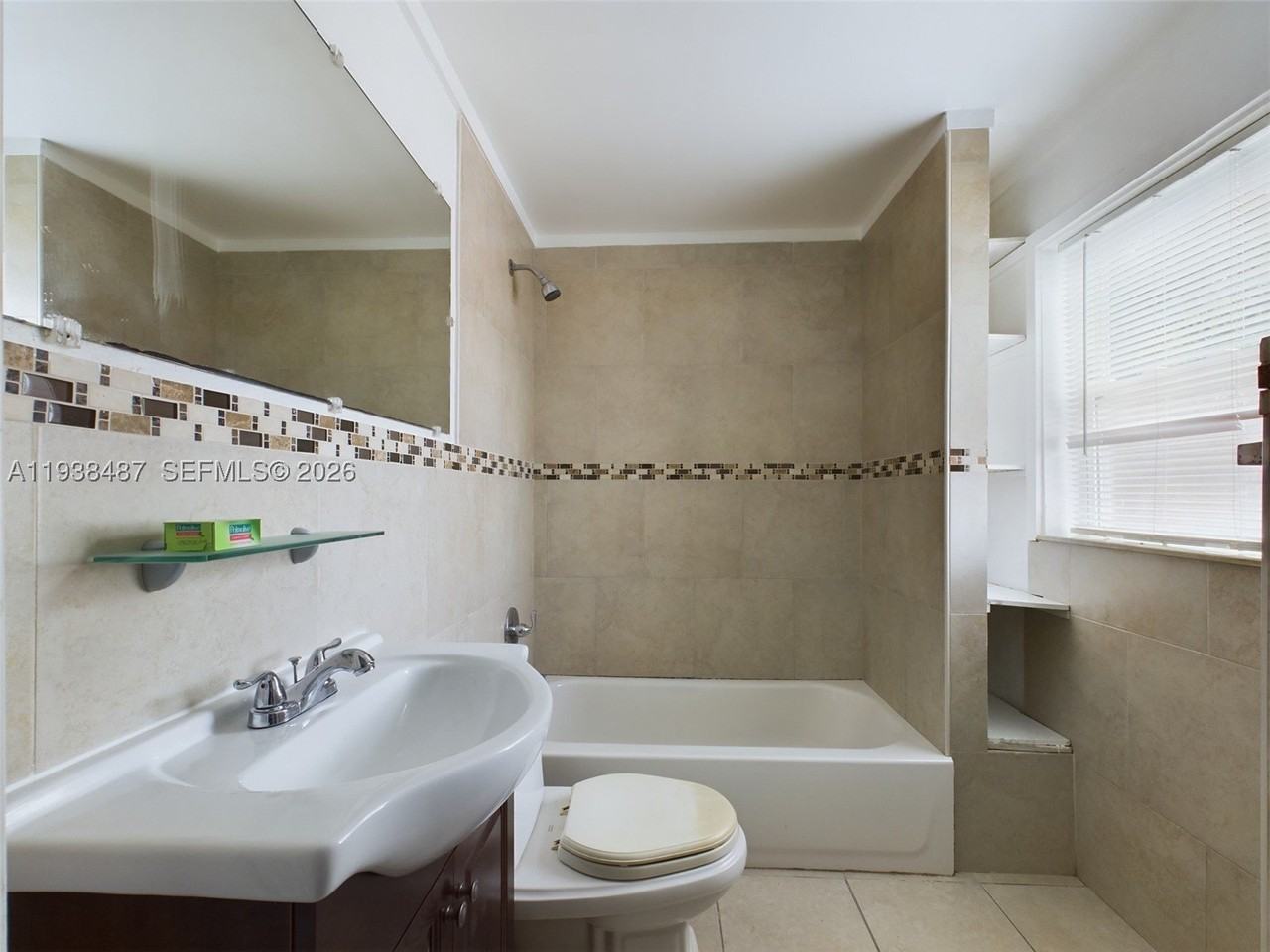 616 Sw 8th Ave #620 - Photo 4 of 11