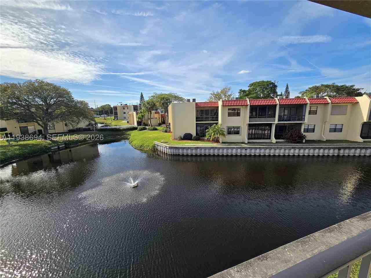 2050 Oleander Blvd #9-206