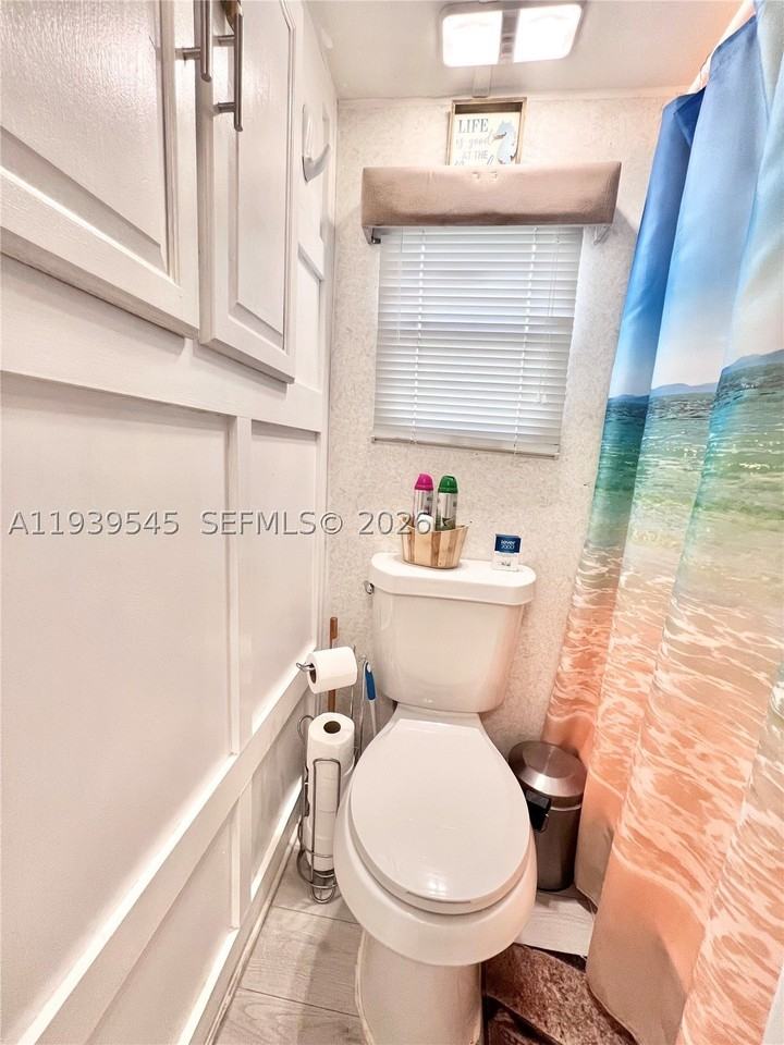 325 Calusa St #5 - Photo 6 of 25