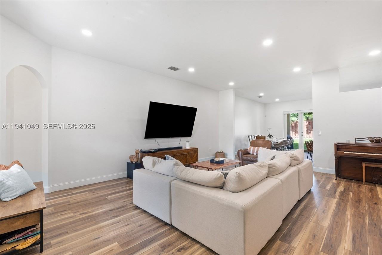 2630 Dunwoodie Pl #0 - Photo 7 of 50