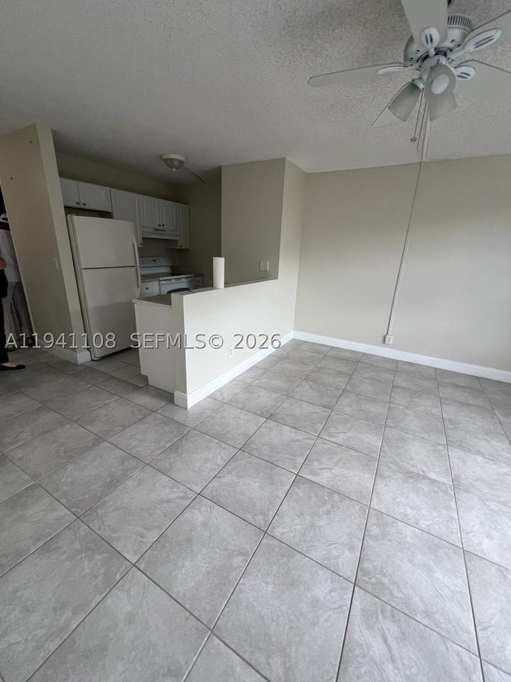 2701 Riverside Dr #308B