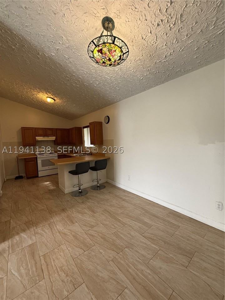 13628 Sw 287th Ln - Photo 4 of 17
