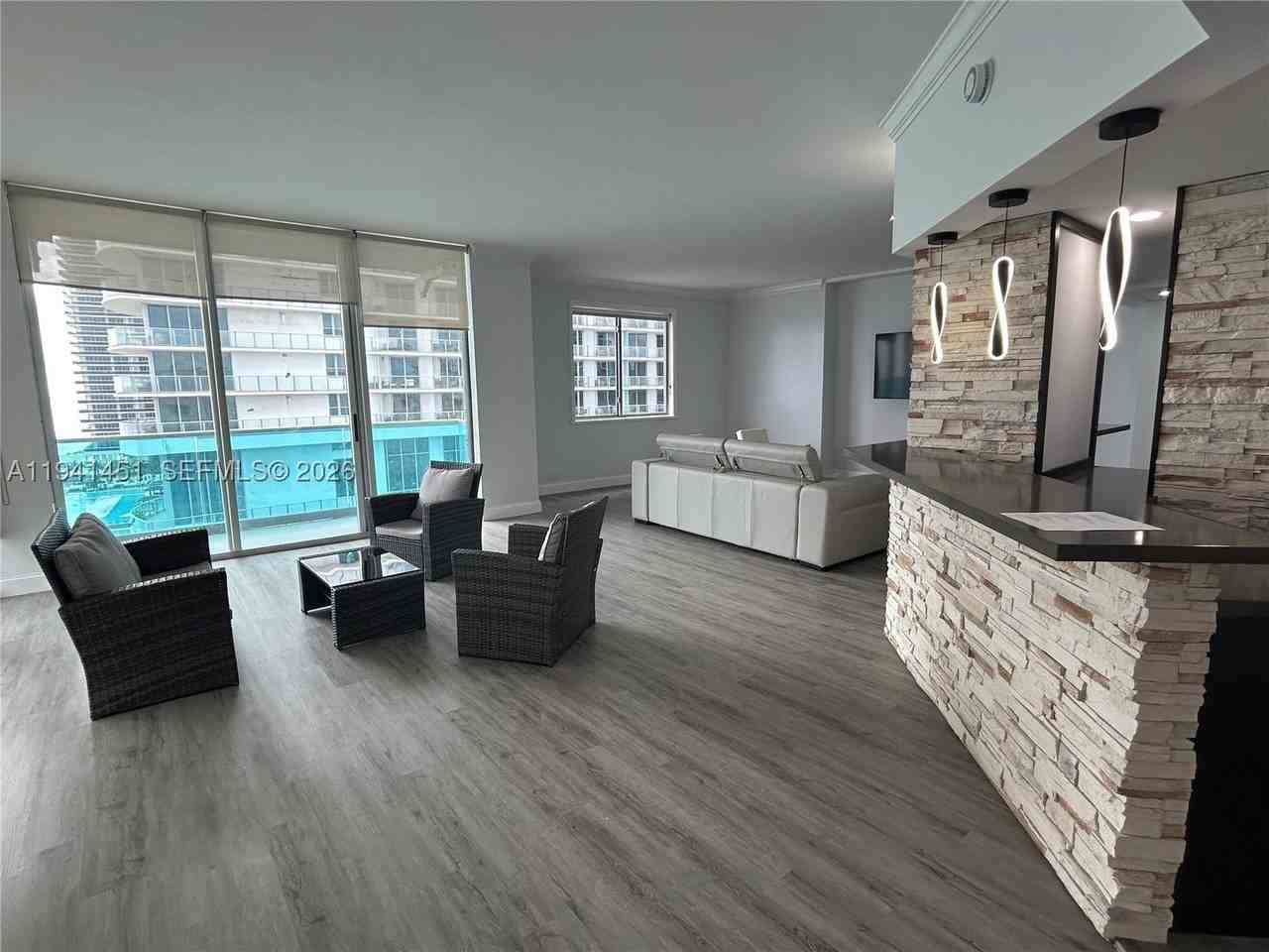 4001 S Ocean Dr #PH11 - Photo 4 of 35