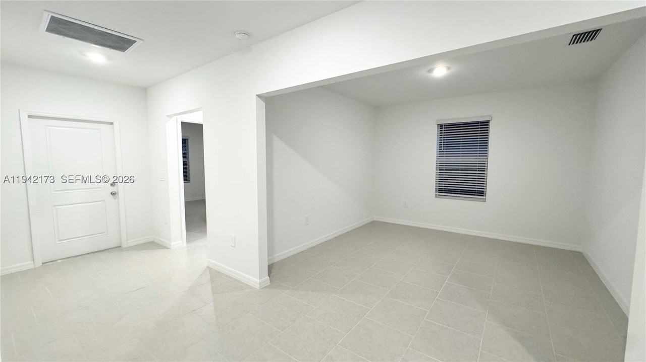 17208 Cantu Ct - Photo 7 of 22