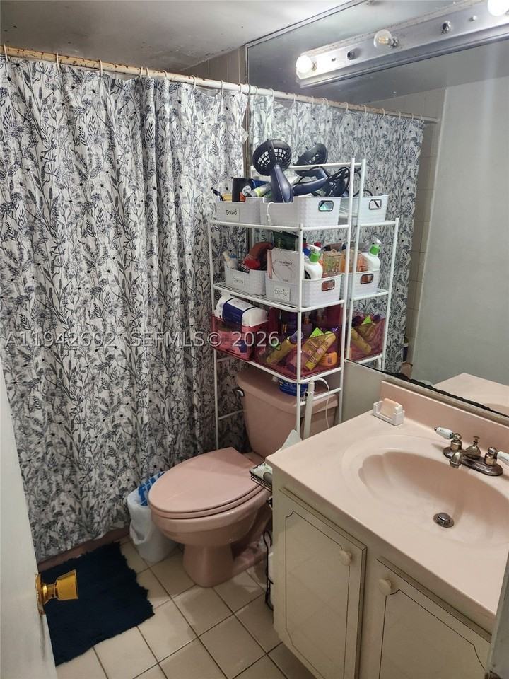2498 Sw 17th Ave #4209 - Photo 7 of 15
