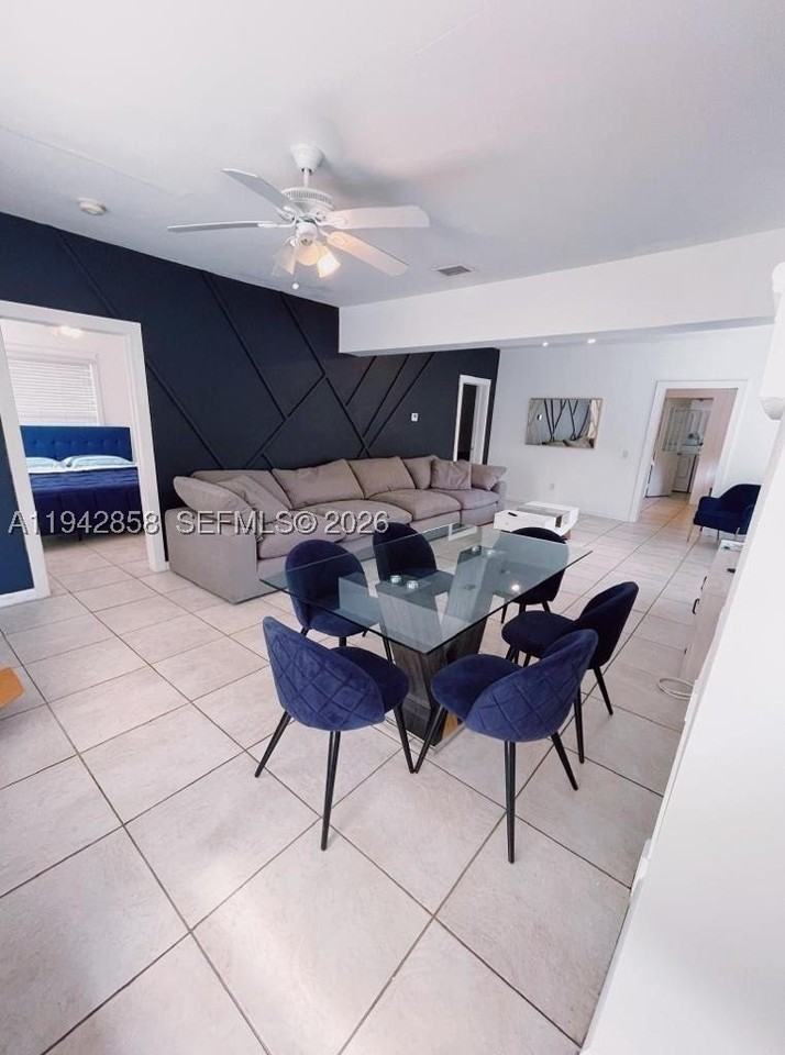 105 Nw 31st St #1 - Photo 6 of 24