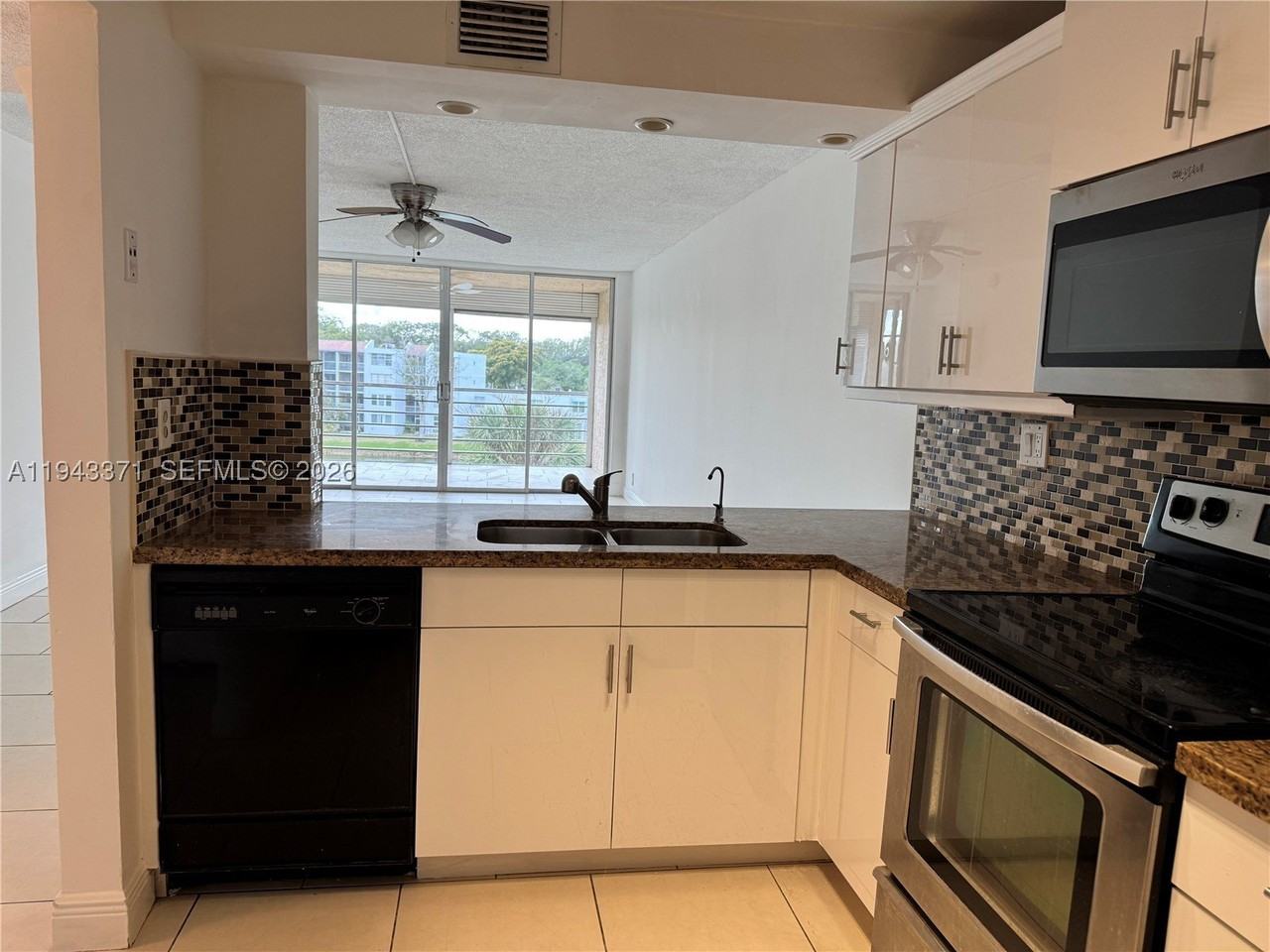 1831 Sabal Palm Dr #403 - Photo 3 of 46