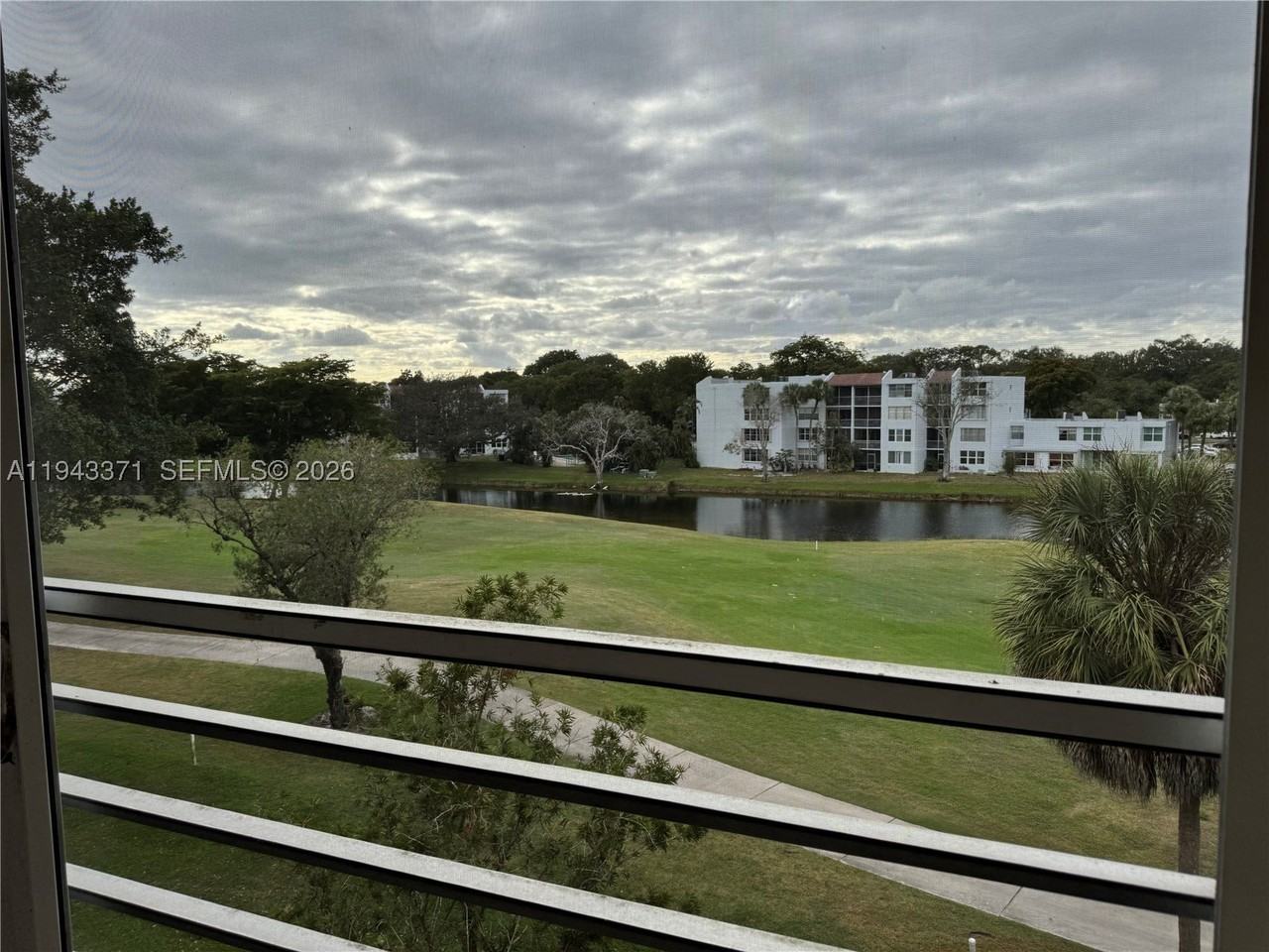 1831 Sabal Palm Dr #403 - Photo 7 of 46
