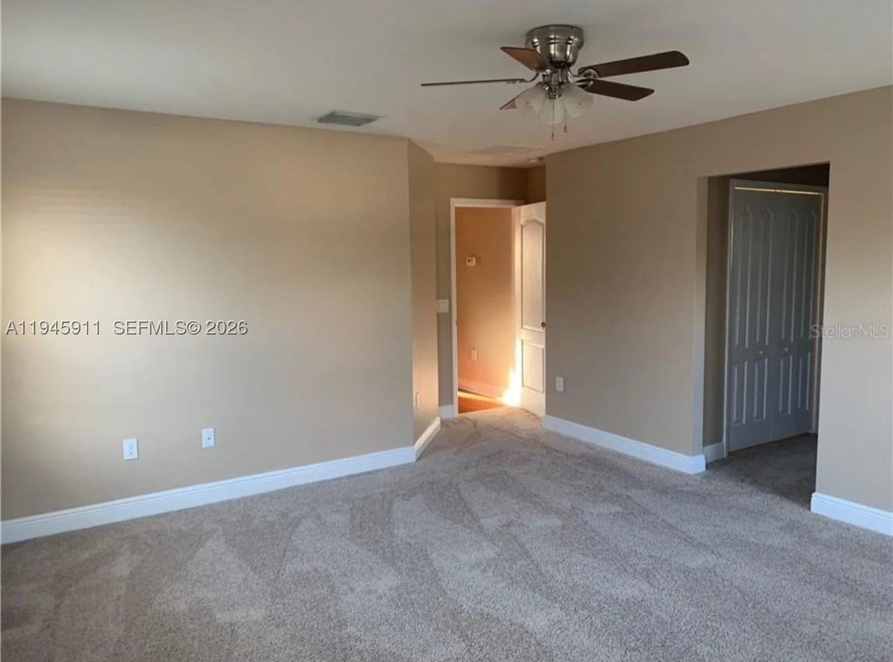 11016 11016 tahiti isle ln #11016 - Photo 7 of 40