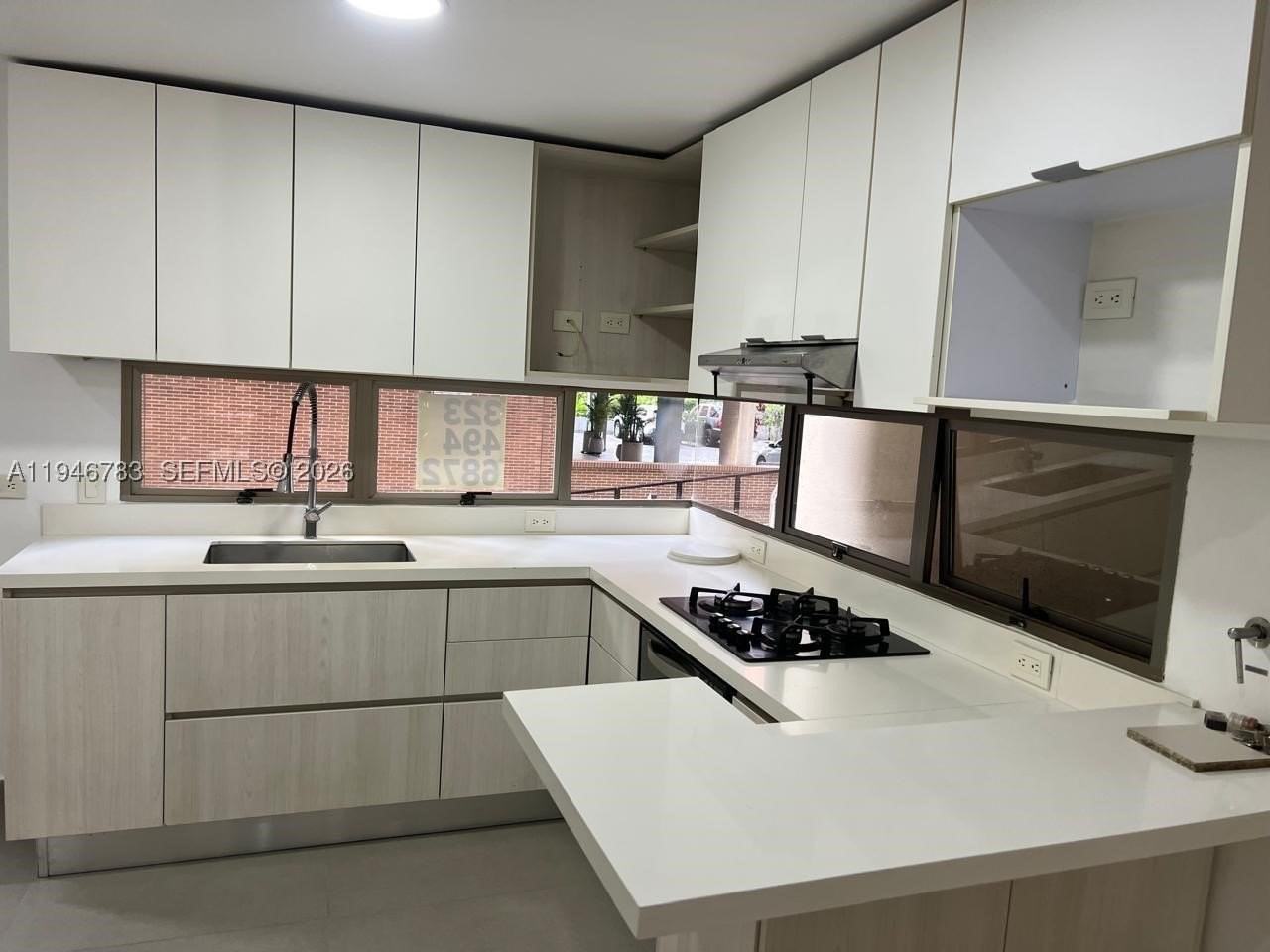 Calle 1 B Sur 38-90 #202 - Photo 4 of 4