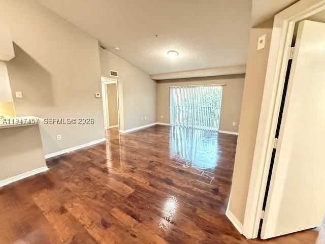 4167 N Haverhill Rd #1113 - Photo 4 of 18
