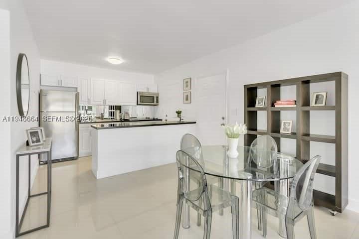 290 Sunrise Dr #206