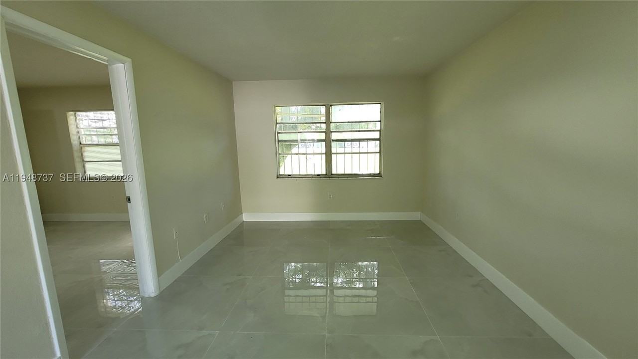 13240 Port Said Rd #19 - Photo 5 of 22