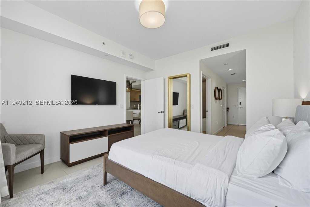 5350 Nw 84th Ave #505 - Photo 4 of 19