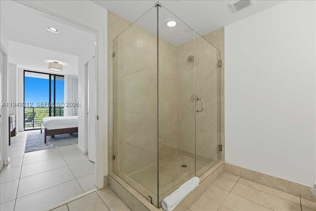 5350 Nw 84th Ave #505 - Photo 6 of 19