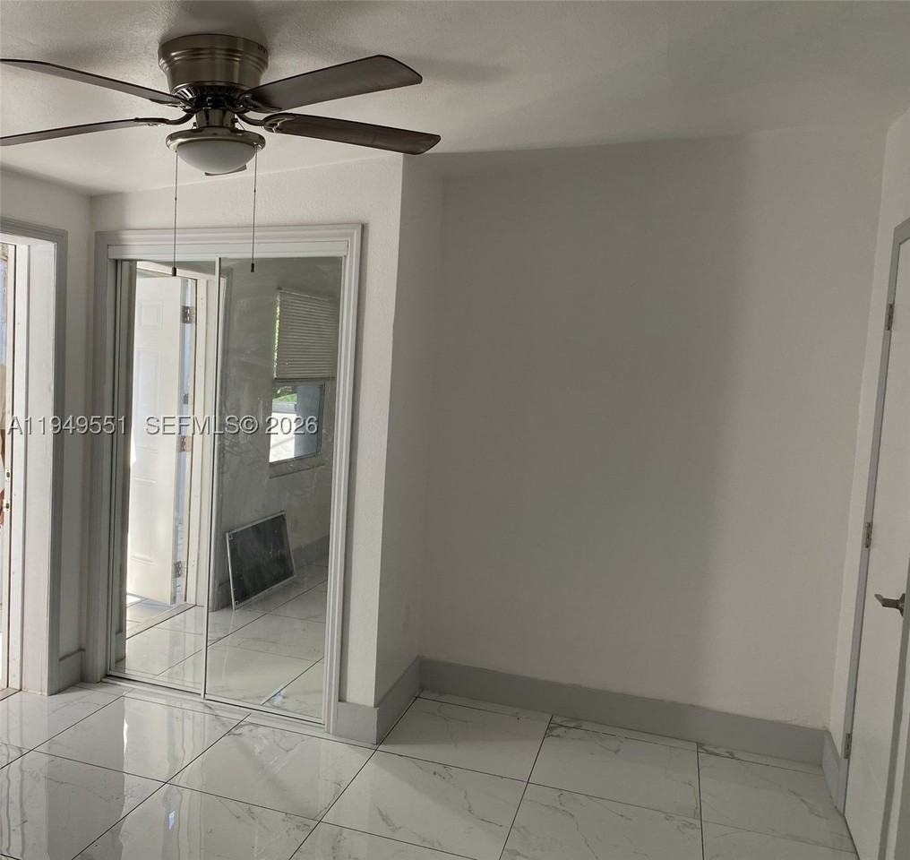6045 Buchanan St #1 - Photo 4 of 10