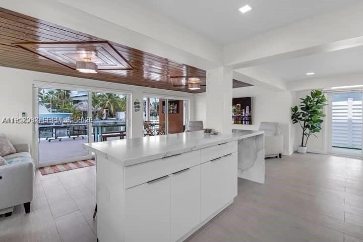 125 Gardenia St - Photo 6 of 23