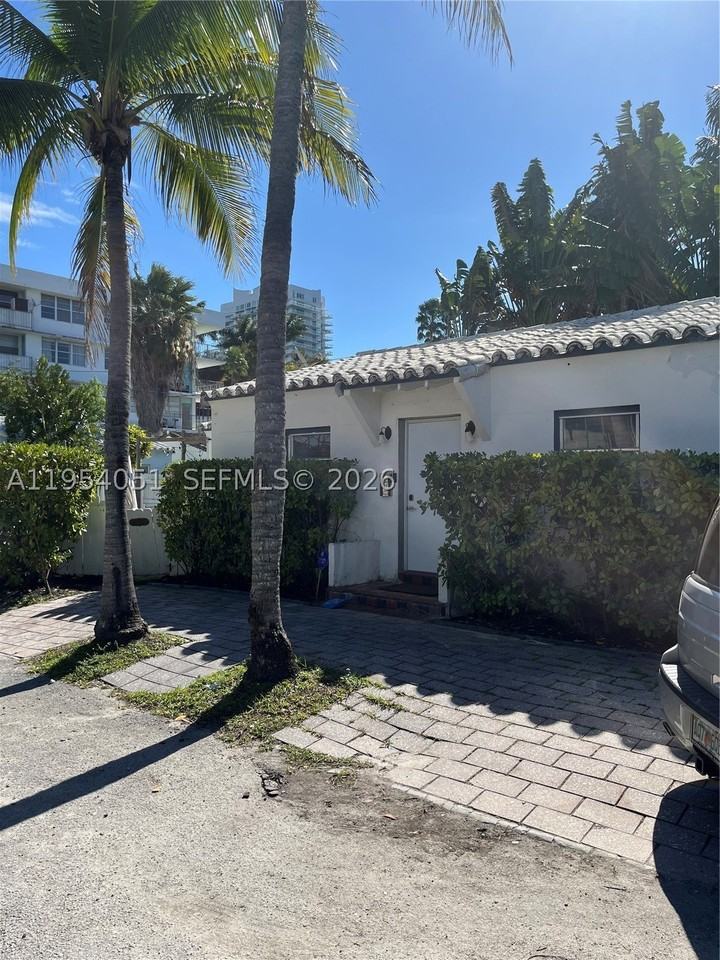 6 Farrey Ln - Photo 2 of 17