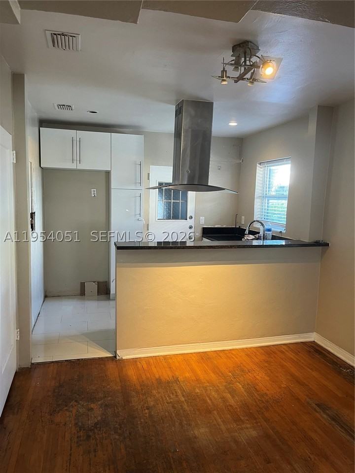 6 Farrey Ln - Photo 7 of 17