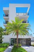 featured image of 1930 Bay Dr Second Level Un #1
