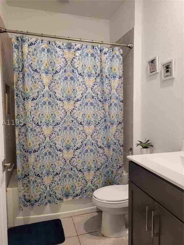 1015 Se 24th Ter #1015 - Photo 6 of 31